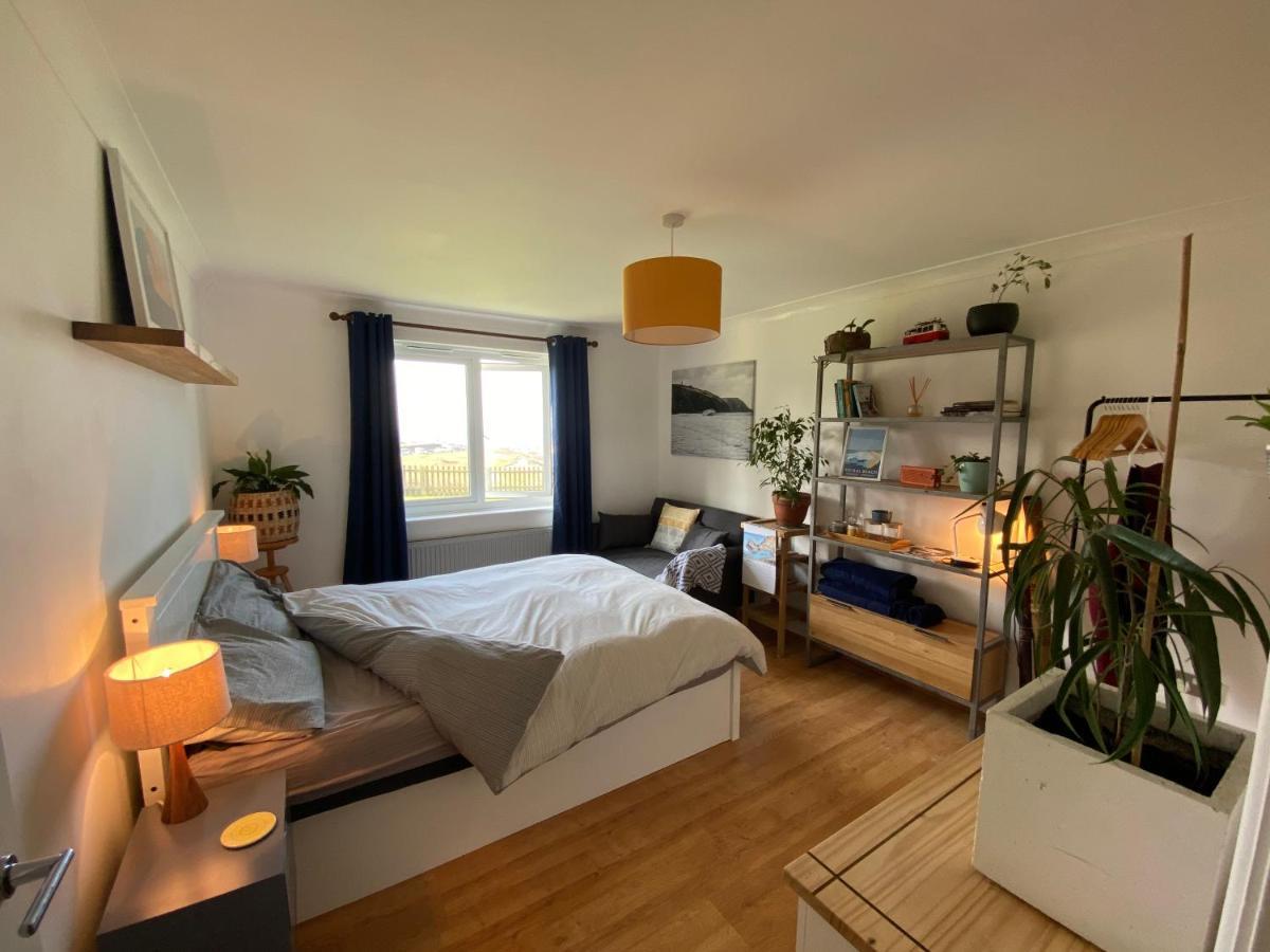 Sea Views On Fistral. Lovely Private Bedroom New Quay Dış mekan fotoğraf